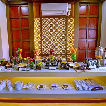 King Park Hotel Мандалай Экстерьер фото